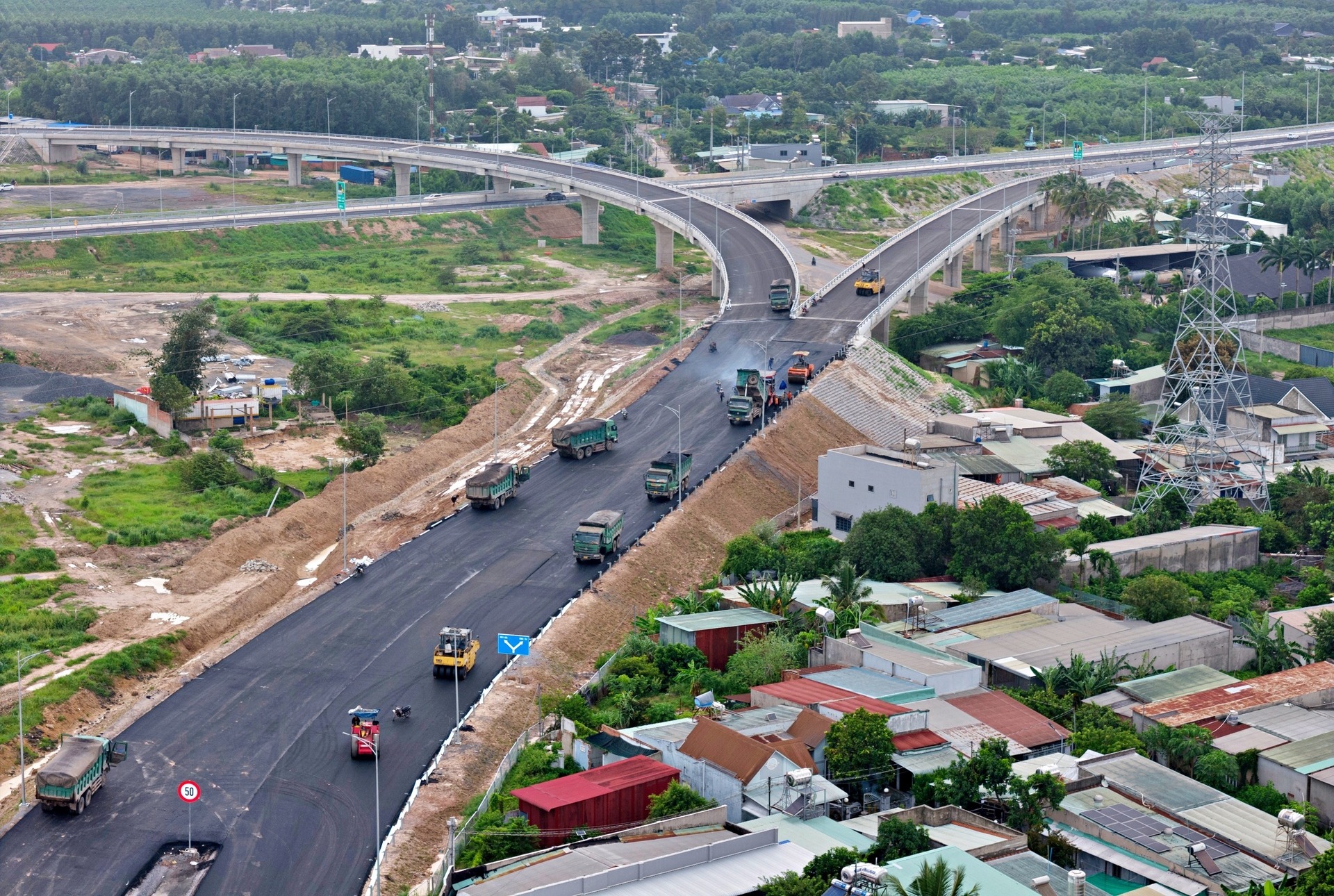 Khu vực thi công gói XL-NG51 nhìn từ trên cao