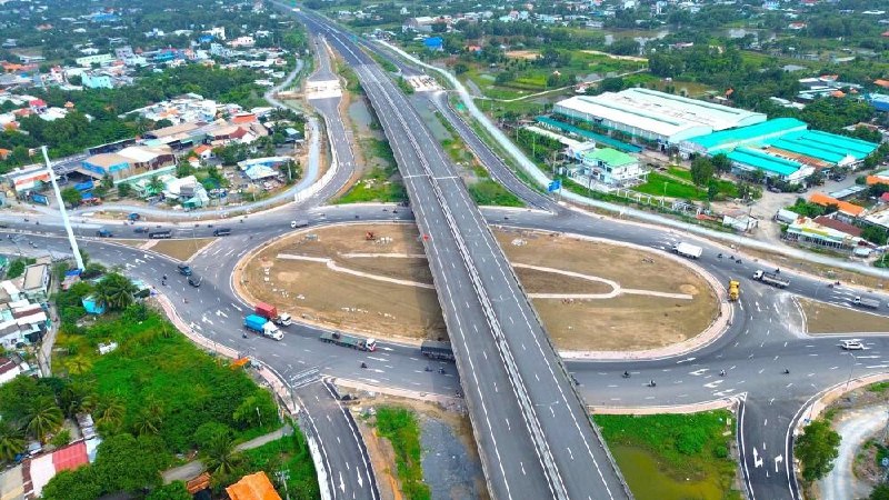 Nút giao cao tốc Bến Lức - Long Thành nhìn từ trên cao